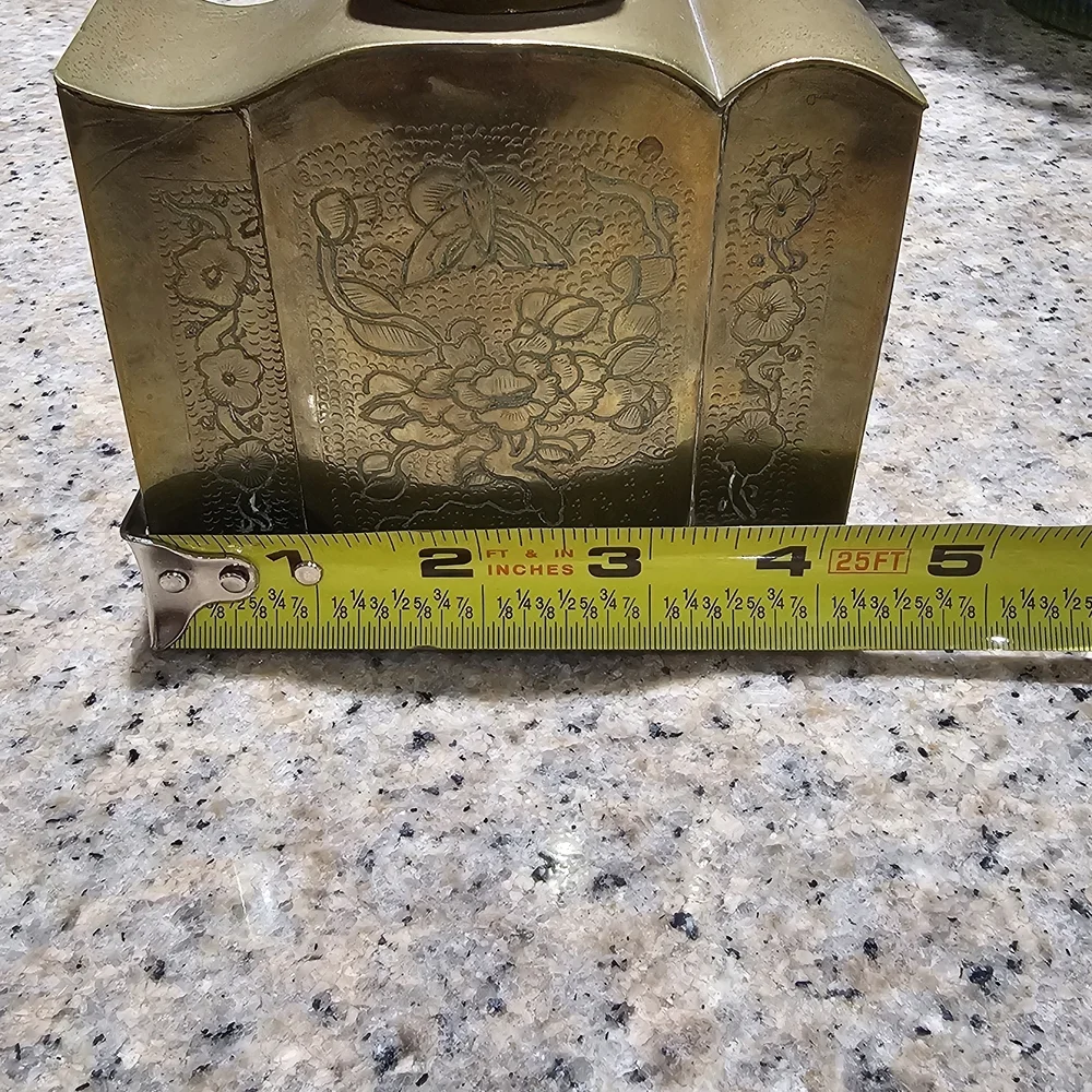 Gold Floral Engraved Perfume Bottle - Picture 9 of 9
